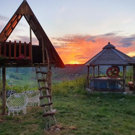 Log Cabin Uvac Нова-Варош Экстерьер фото