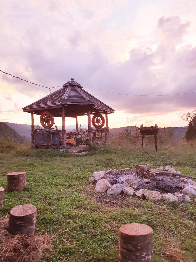 Log Cabin Uvac Нова-Варош Экстерьер фото