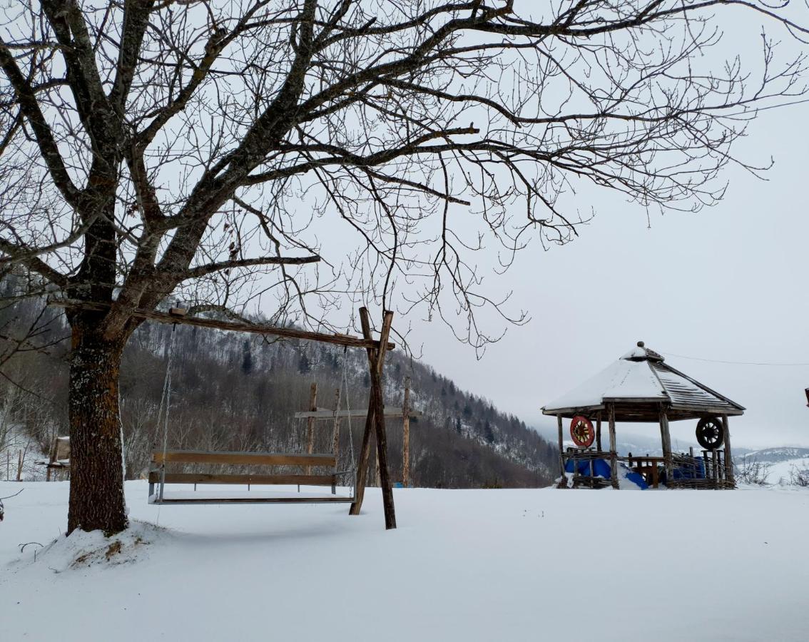 Log Cabin Uvac Нова-Варош Экстерьер фото