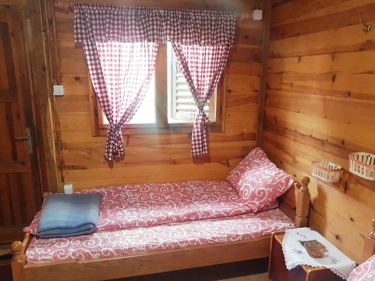 Log Cabin Uvac Нова-Варош Экстерьер фото