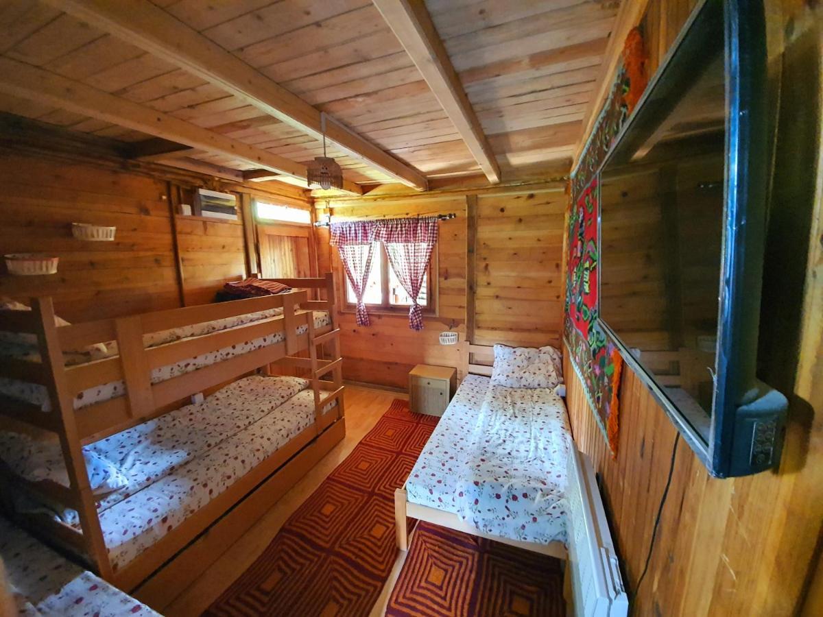Log Cabin Uvac Нова-Варош Экстерьер фото
